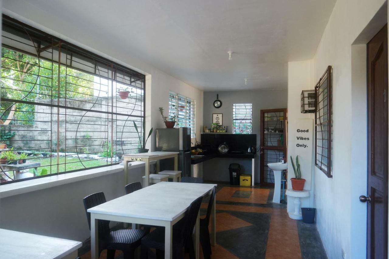 Ese House Hotell Dumaguete City Eksteriør bilde