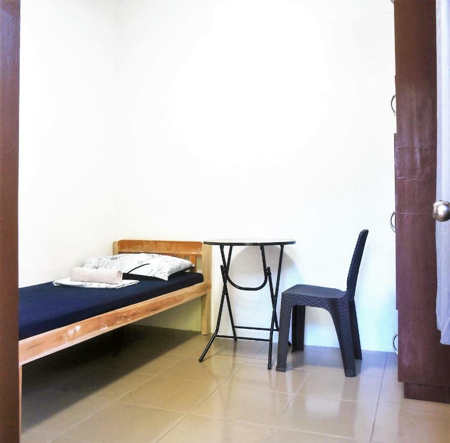 Ese House Hotell Dumaguete City Eksteriør bilde
